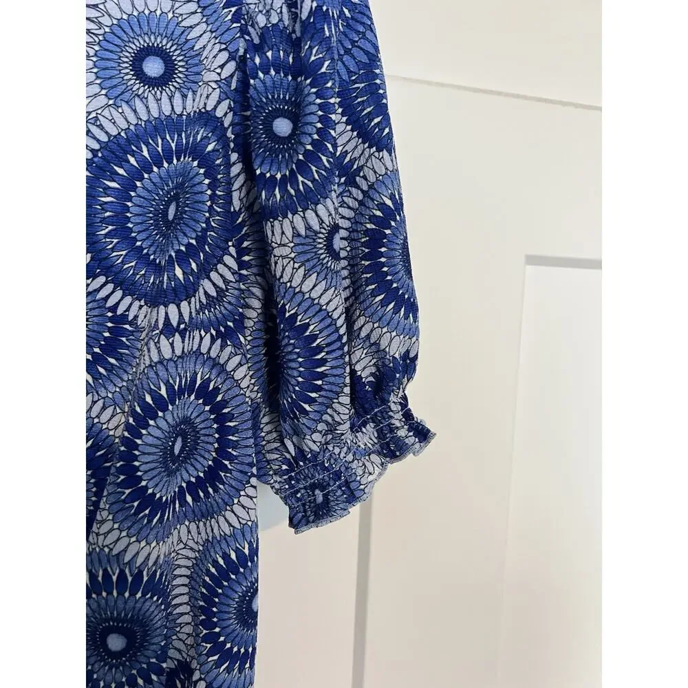 Melloday Women's Smocked Wrap Top Blue Floral Large - Picture 2 of 9